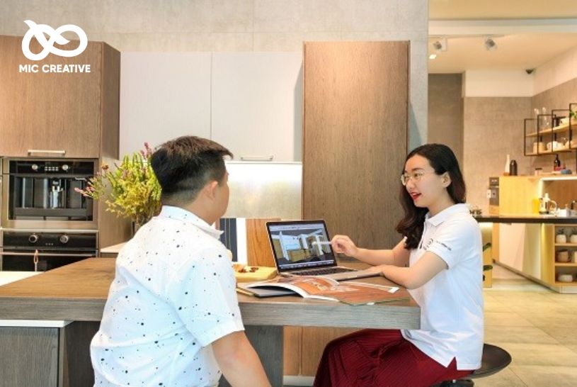 Gặp mặt trực tiếp sẽ là cơ hội để bạn tìm kiếm khách nội thất và tăng doanh thu bán hàng 