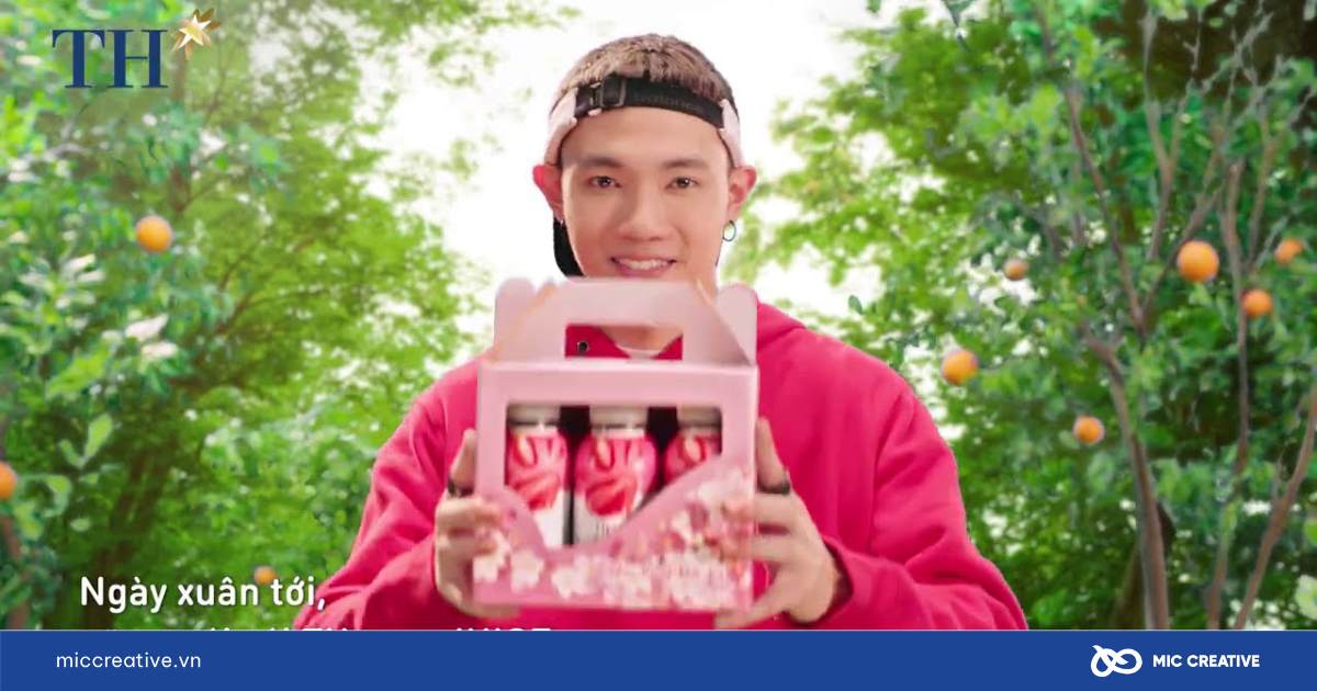 Rapper Tage xuất hiện trong video quảng cáo Trao lộc đất trời